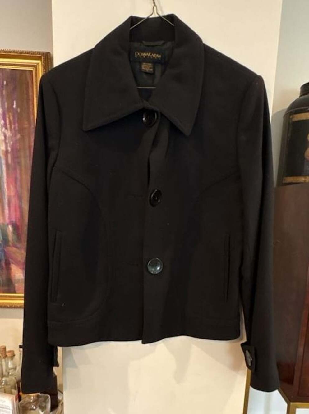 Donna Karan VINTAGE Women's Black 100% Wool Cropped Jacket Size S BIG BUTTONS